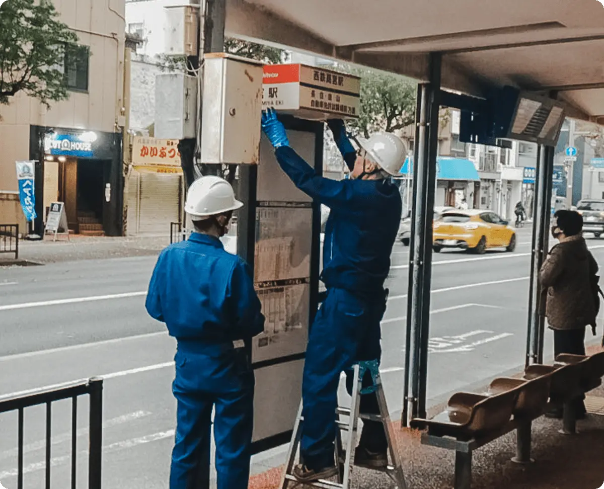 路線バスの車内清掃のイメージ