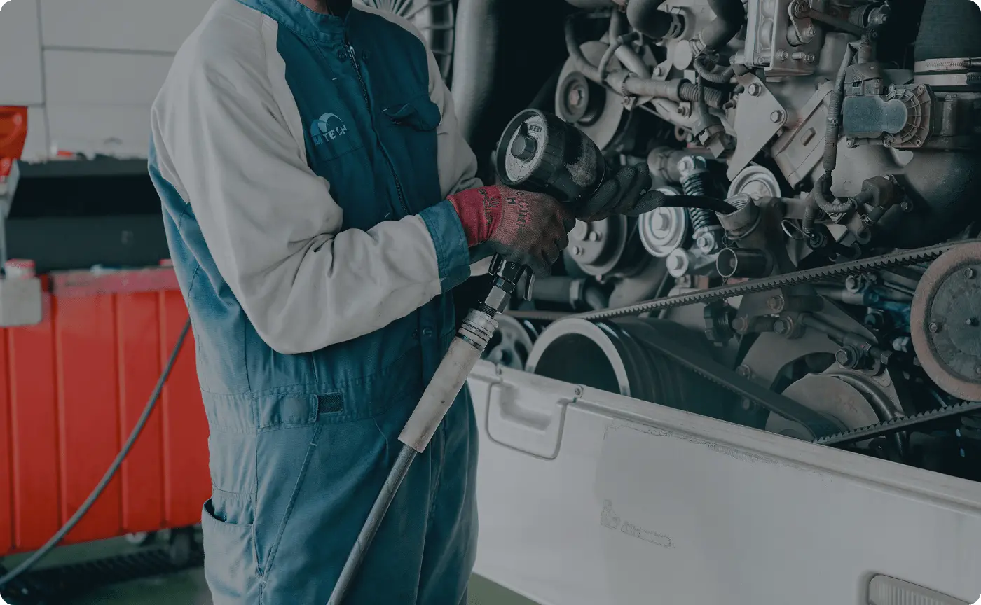 バスの点検・整備のイメージ