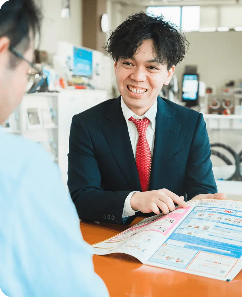 作業服を着た社員たち